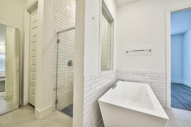 Building Photo - 1301 Saddle Ridge Dr