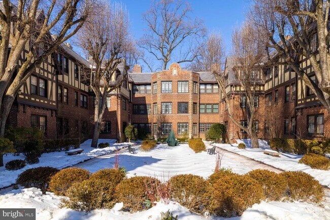 Building Photo - 415 City Ave