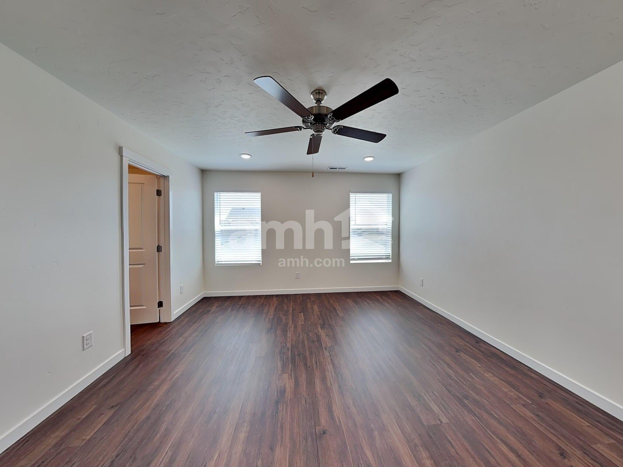 Building Photo - 9475 W Shumard St