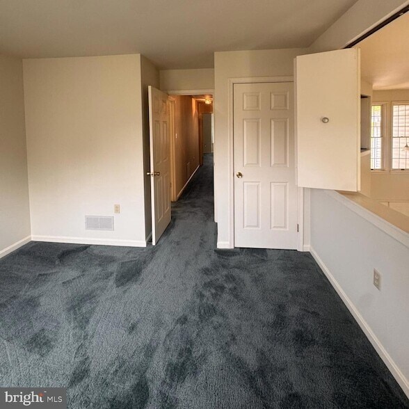 Building Photo - 4282 Wimbledon Dr