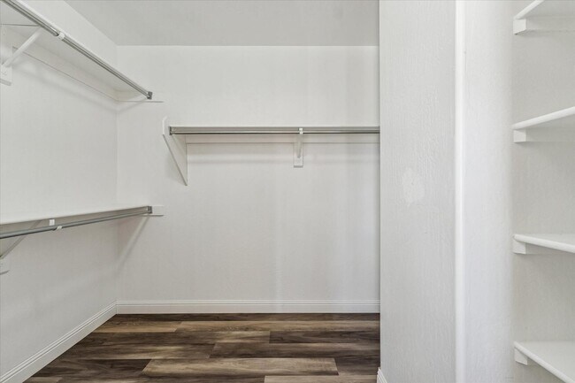 Building Photo - 16666 S 21st St