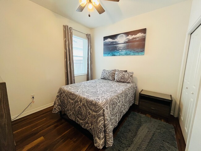 Building Photo - Available for July move-in!
