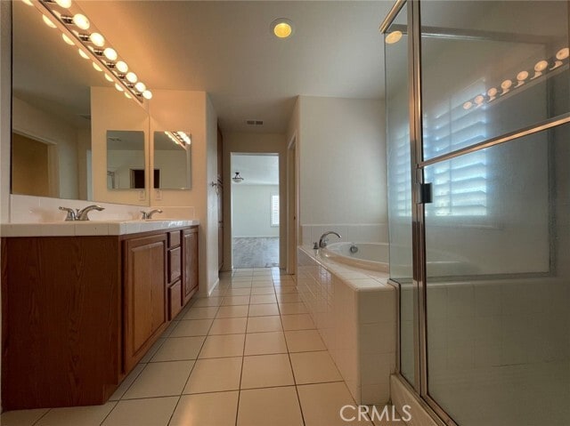 Building Photo - 12981 Colonial Dr