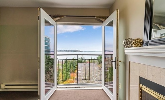 Building Photo - 3028 Western Ave