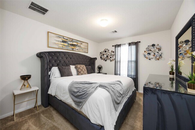Building Photo - 8006 Ash Ridge Dr