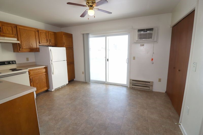 Building Photo - 40 Oriole Dr