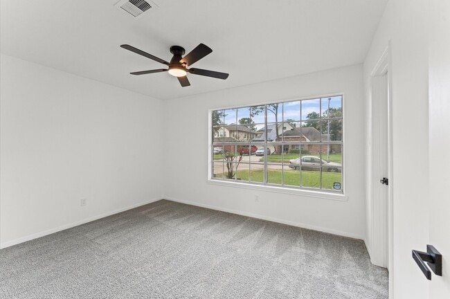 Building Photo - 17523 Hamilwood Dr