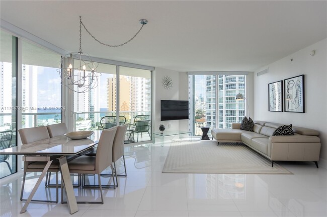 Building Photo - 200 Sunny Isles Blvd