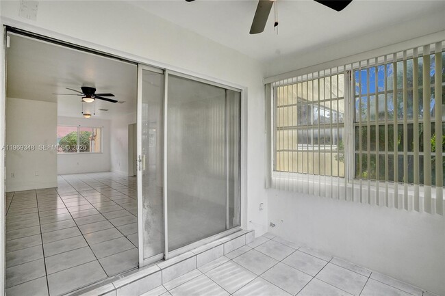 Building Photo - 16791 NE 20th Ave