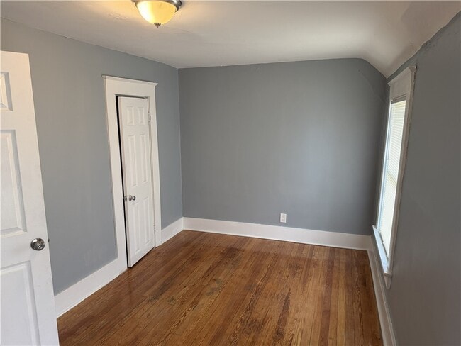 Building Photo - 161 S Union St
