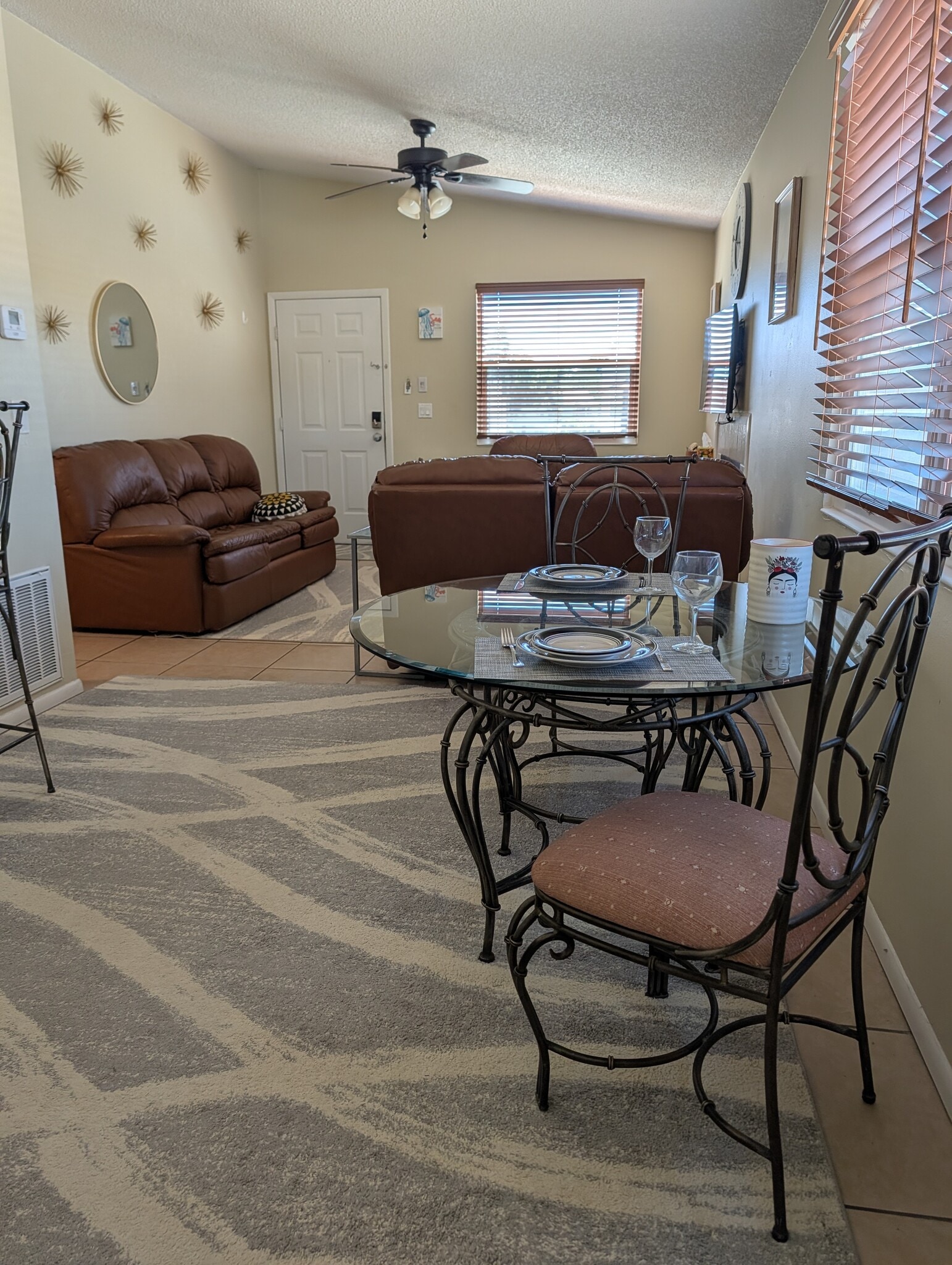 Breakfast Nook - 3822 59th Ave W