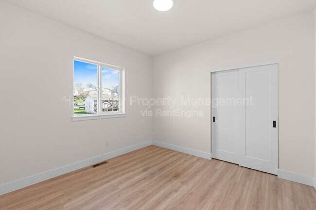 Building Photo - 222 N Sargent Rd