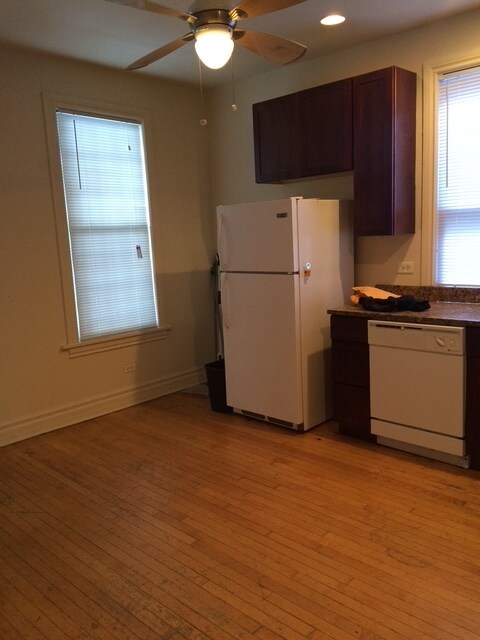 Building Photo - 2311 N Avers Ave