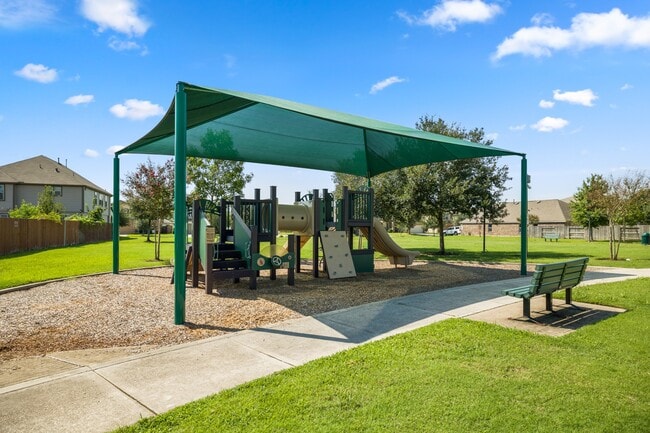 Building Photo - 4118 Lake Cypress Cir