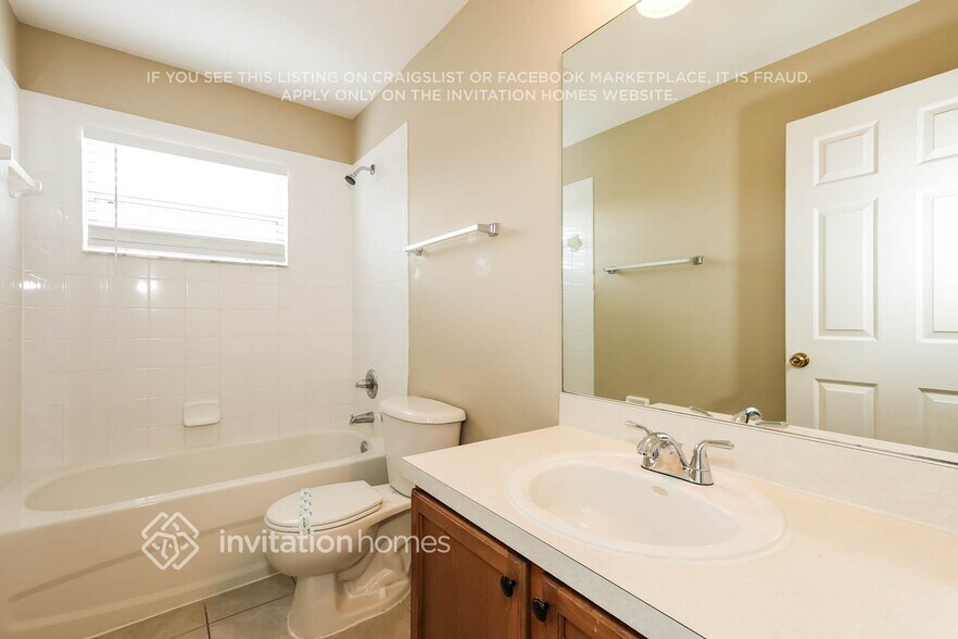 Building Photo - 11728 Stonewood Gate Dr