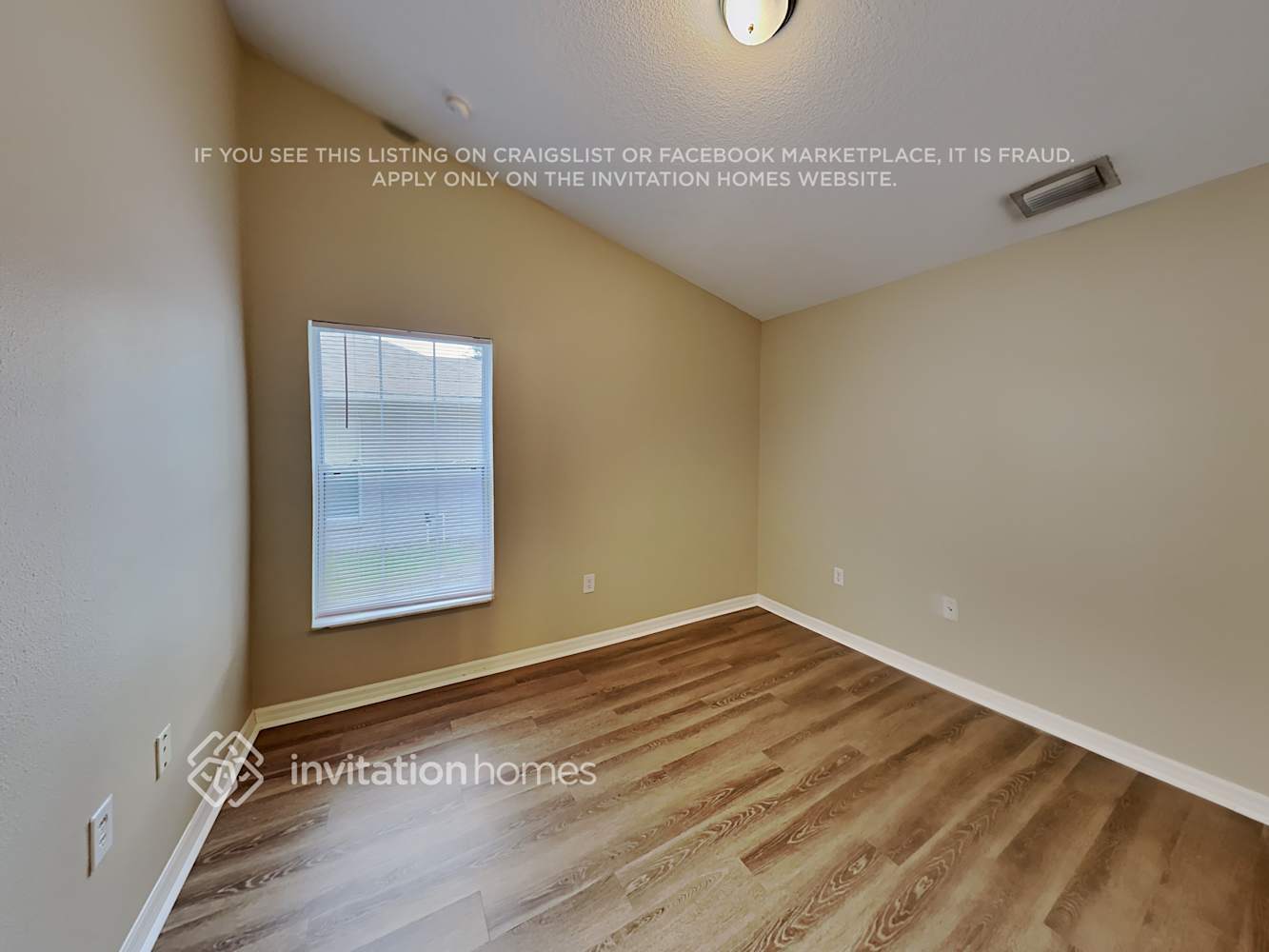 Building Photo - 2486 W Moonlight Ln