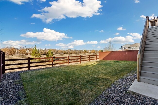 Building Photo - 4 Bedroom Overlooking Orchard in Windsor