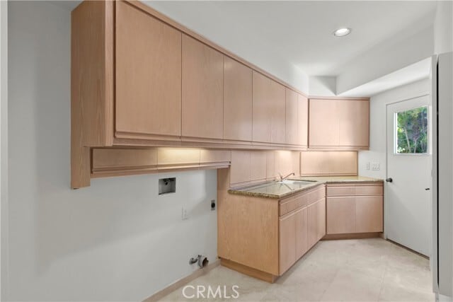 Building Photo - 2 Inverness Ln