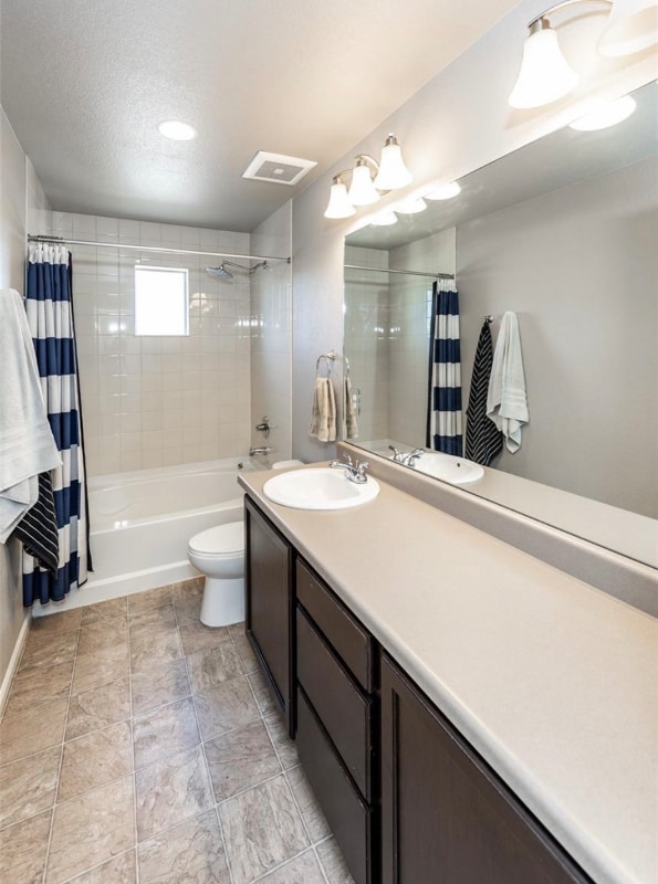 Building Photo - 8344 Longleaf Ln