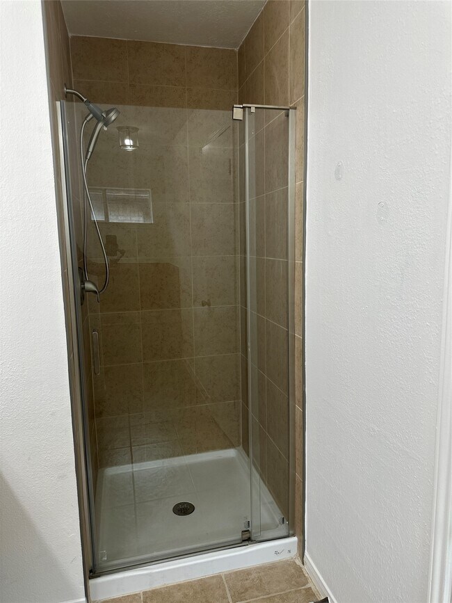 Building Photo - 16506 Canario Dr