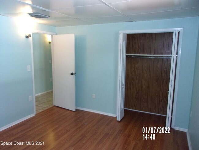 Building Photo - 214 Madison Ave