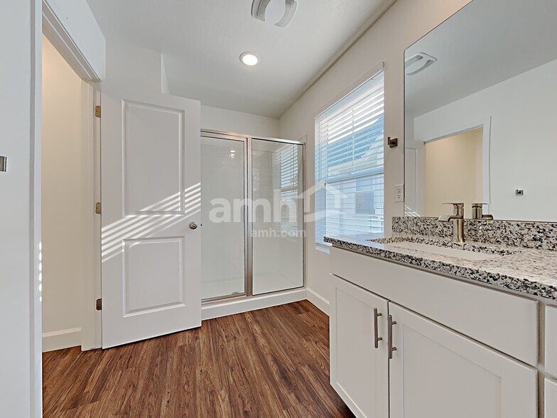 Building Photo - 6101 W Arranmore Dr