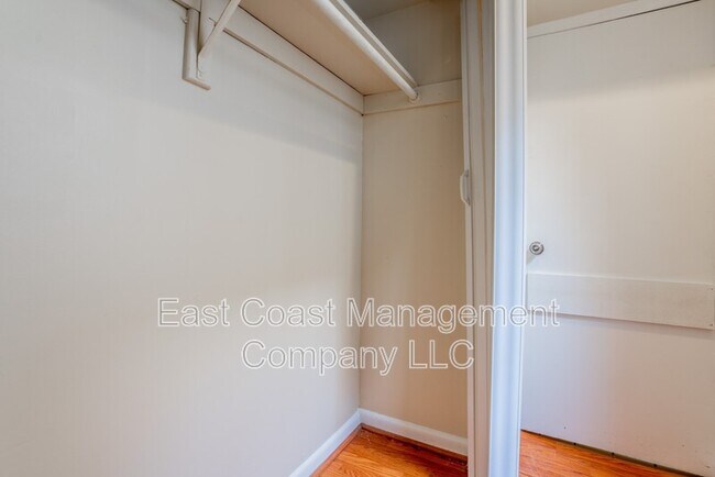 Building Photo - 1502 E Baltimore St