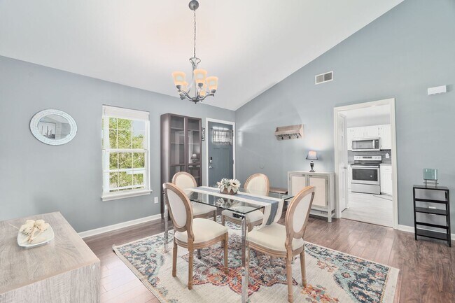 Primary Photo - Modern Comfort and Convenience in Citadel ...