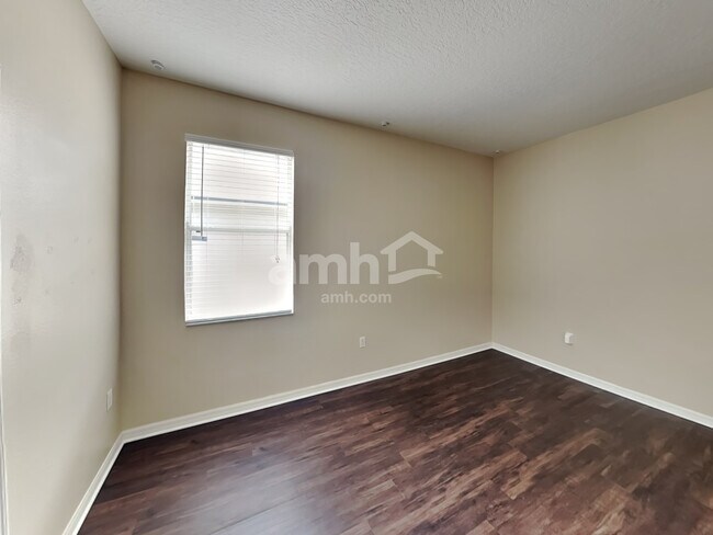 Building Photo - 10424 Frog Pond Dr