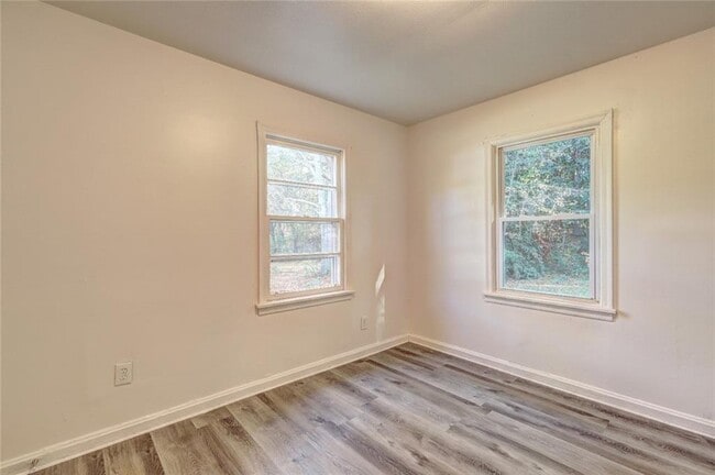 Building Photo - 1123 George Cir