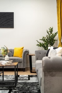 Building Photo - 3723 S Giles Ave