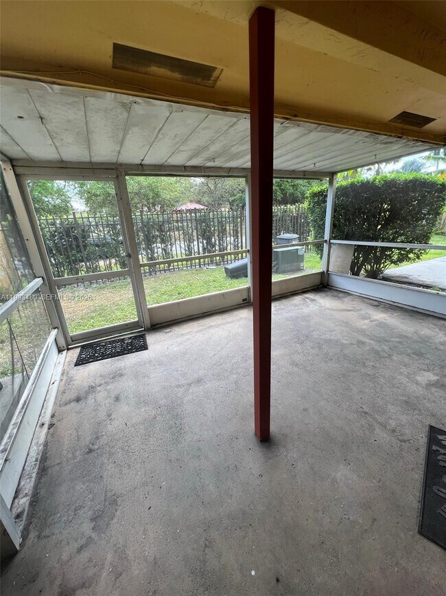 Building Photo - 2605 NW 47th Terrace