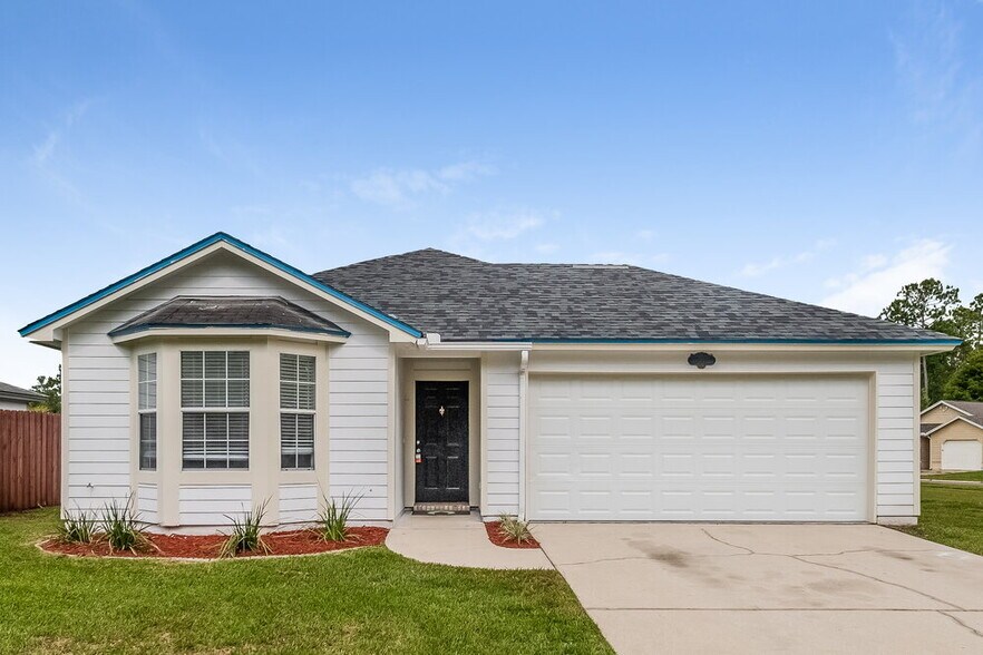 Primary Photo - 1821 Sheraton Lakes Cir