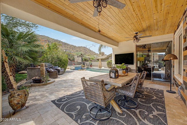 Building Photo - 13418 N Manzanita Ln