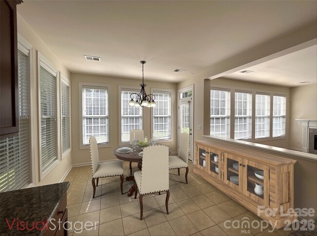 Building Photo - 16110 Cloverleaf Ct