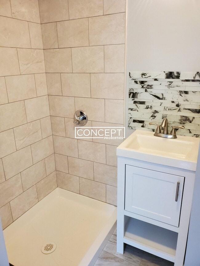 Building Photo - 89-91 Hancock St. Unit 9B