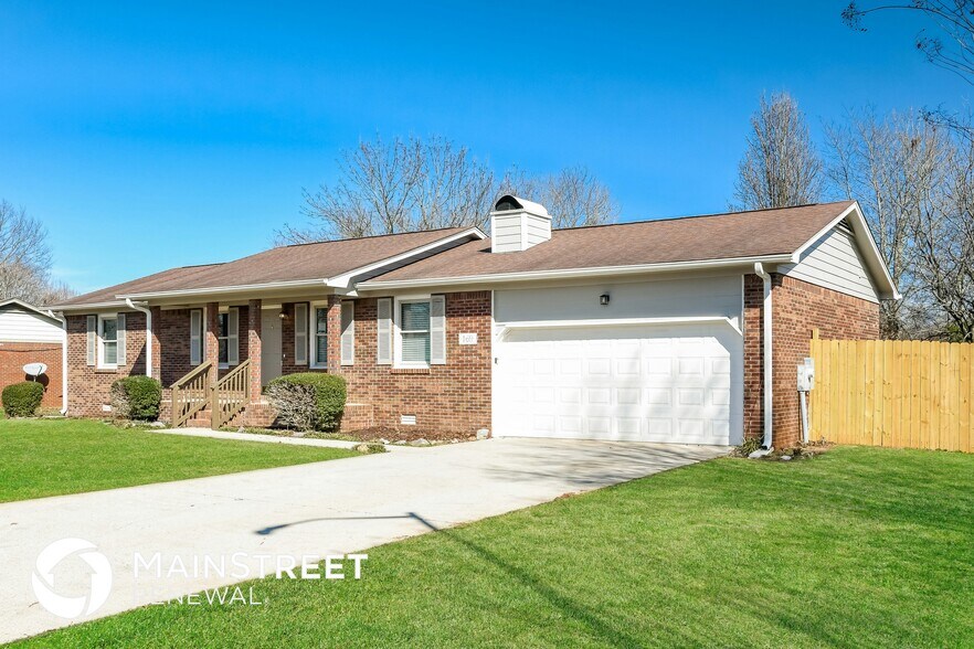 Building Photo - 169 Chanel Dr