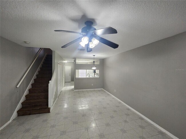 Building Photo - 2302 Lake Woodberry Cir