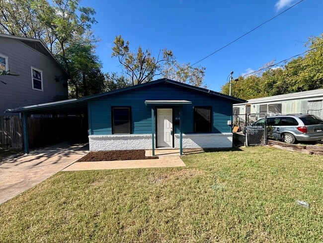 Building Photo - 2/1 House in Hip East Austin!