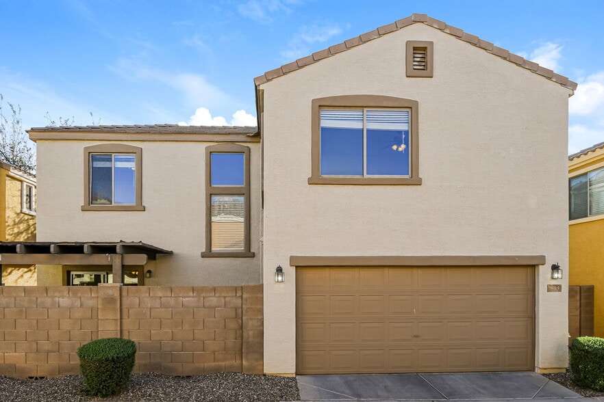 Building Photo - 3014 E Megan St