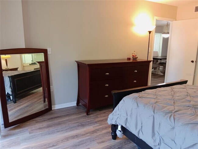 Building Photo - 2700 Bayshore Blvd