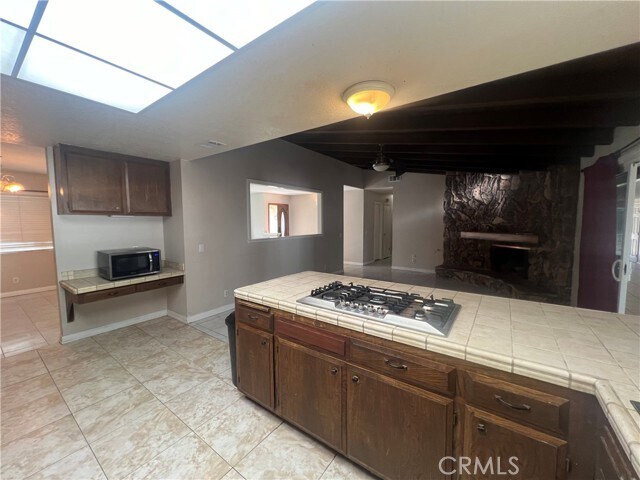 Building Photo - 6597 Sandy Ln