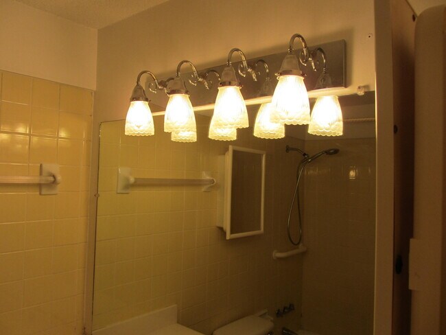 Building Photo - 300 Miracle Strip Pkwy