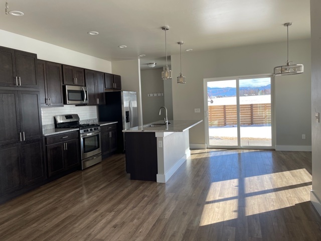Building Photo - 18 Sakers Way