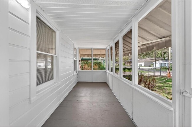 Building Photo - 8723 N Dexter Ave