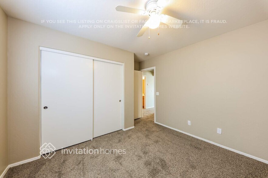 Building Photo - 2122 S 114th Ave