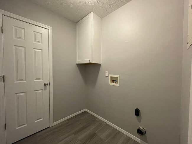 Building Photo - 117 Boulder Trail