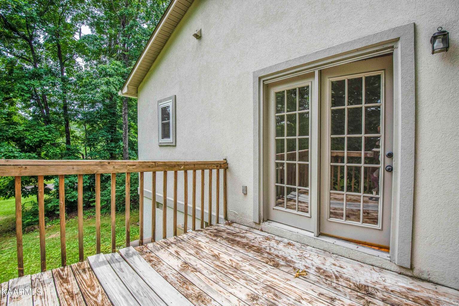 Building Photo - 1728 Stone Hedge Dr