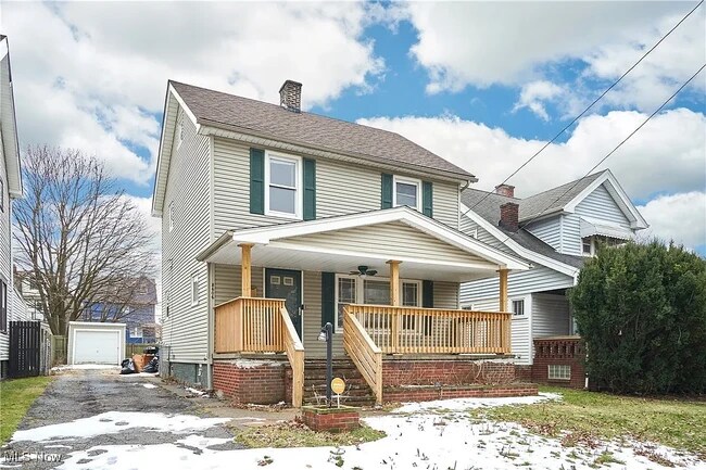 Building Photo - 8606 Vineyard Ave