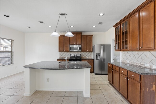 Building Photo - 23906 Fairport Harbor Ln